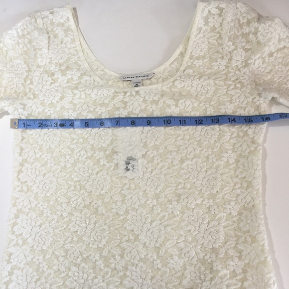 😊 BANANA REPUBLIC 3/4 Sleeve Sheer Ivory Top - Picture 7 of 8